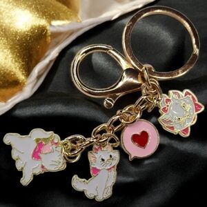 Marie White Cat Keychain Disney Aristocats Novelty Enamel Key Ring Bag Charm